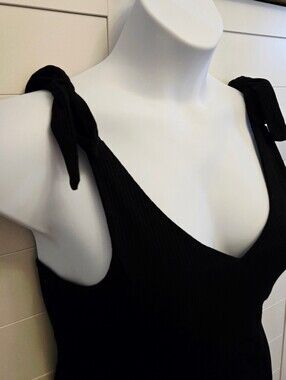 NWT OLD NAVY Shoulder Tie Bodysuit Petite Large Black Ribbed Bow Tank